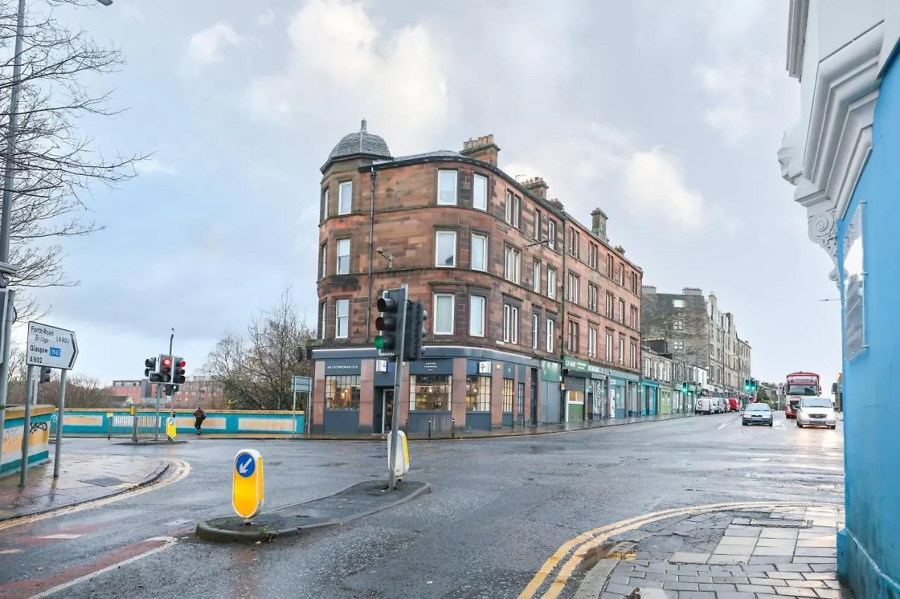 Gorgeous Rooms In Excellent Location - Edinburgh - Five Star Amenities Guest house