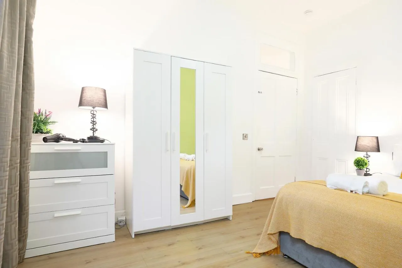 Guest house Gorgeous Rooms In Excellent Location - Edinburgh - Five Star Amenities
