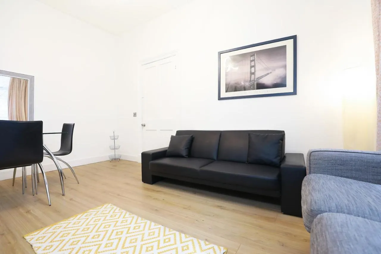 Gorgeous Rooms In Excellent Location - Edinburgh - Five Star Amenities