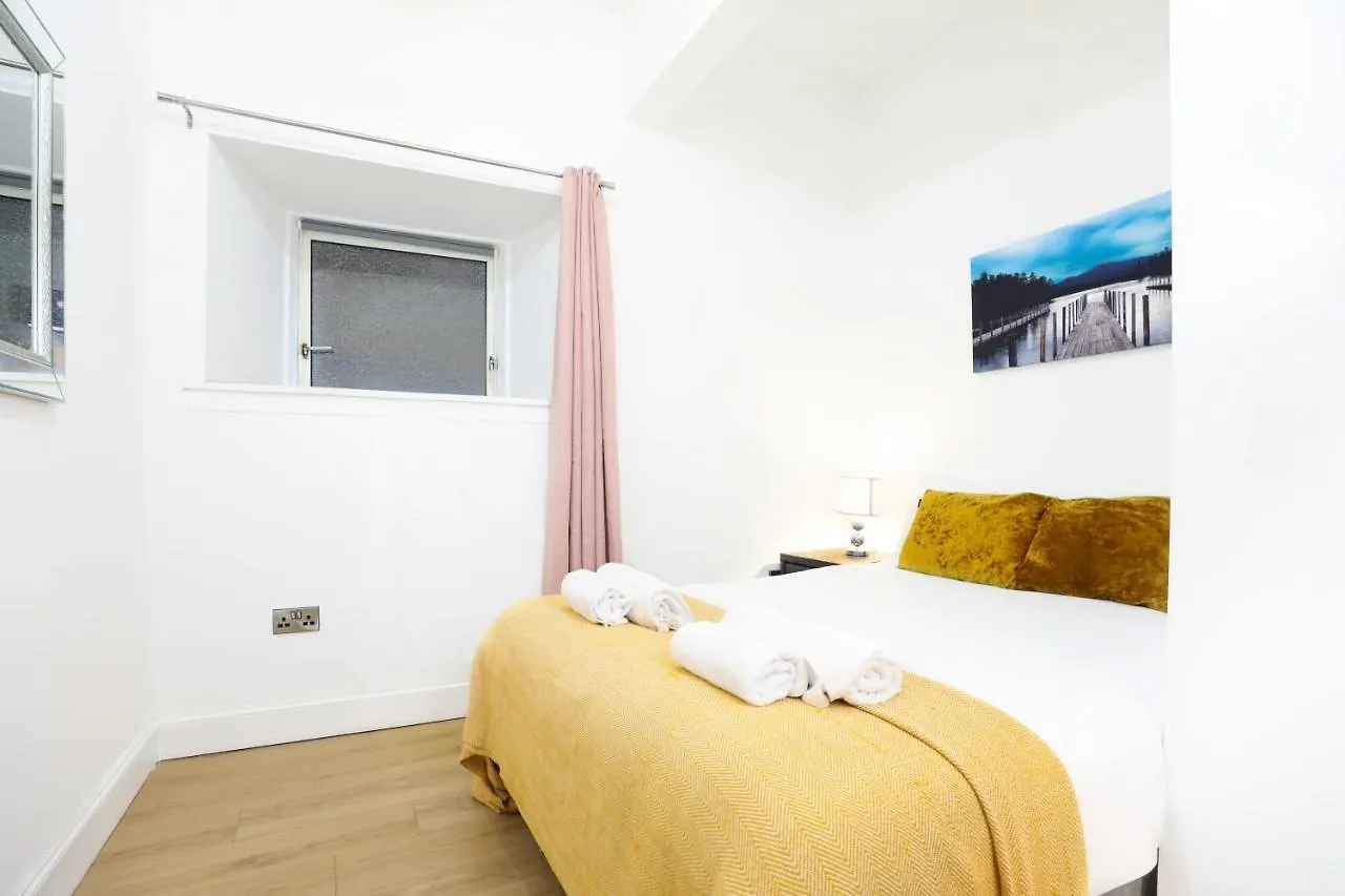 Gorgeous Rooms In Excellent Location - Edinburgh - Five Star Amenities