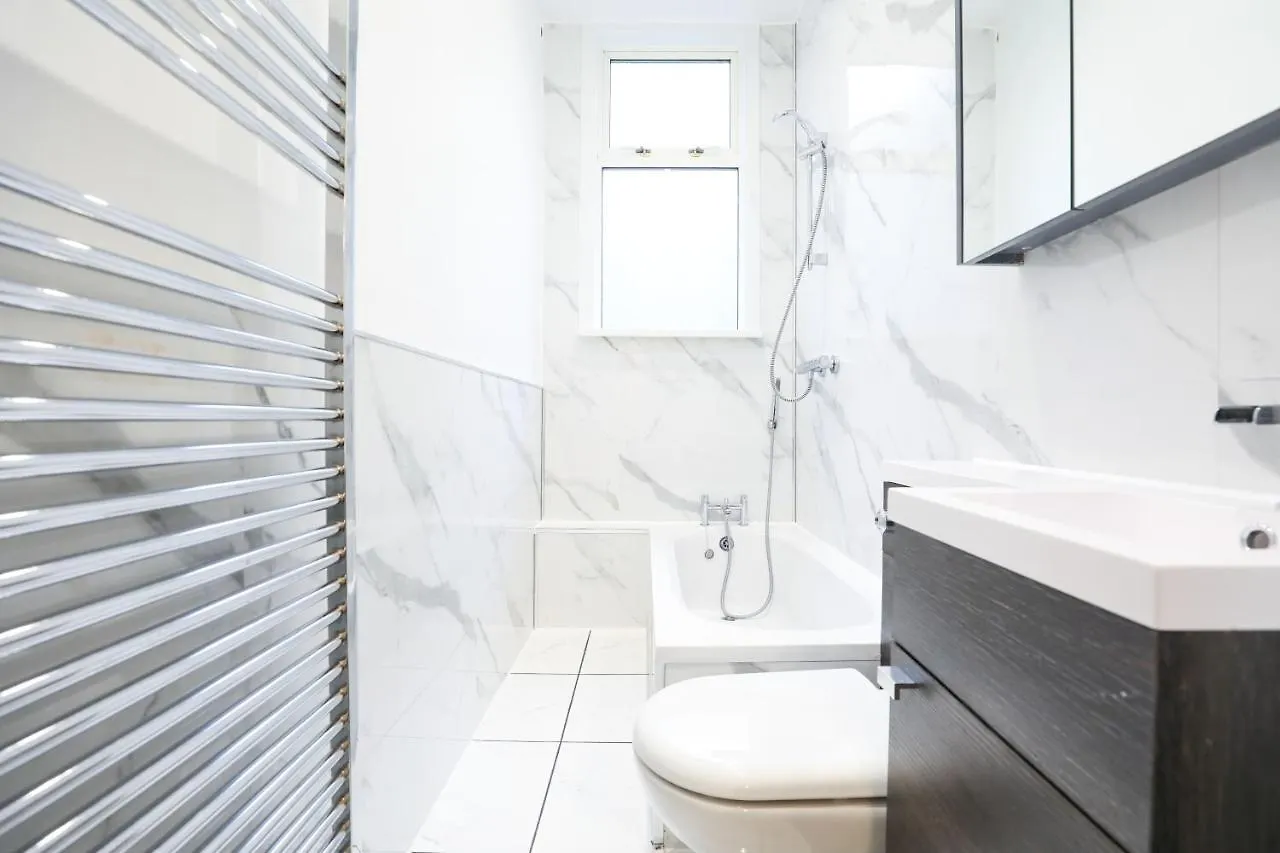 Gorgeous Rooms In Excellent Location - Edinburgh - Five Star Amenities United Kingdom