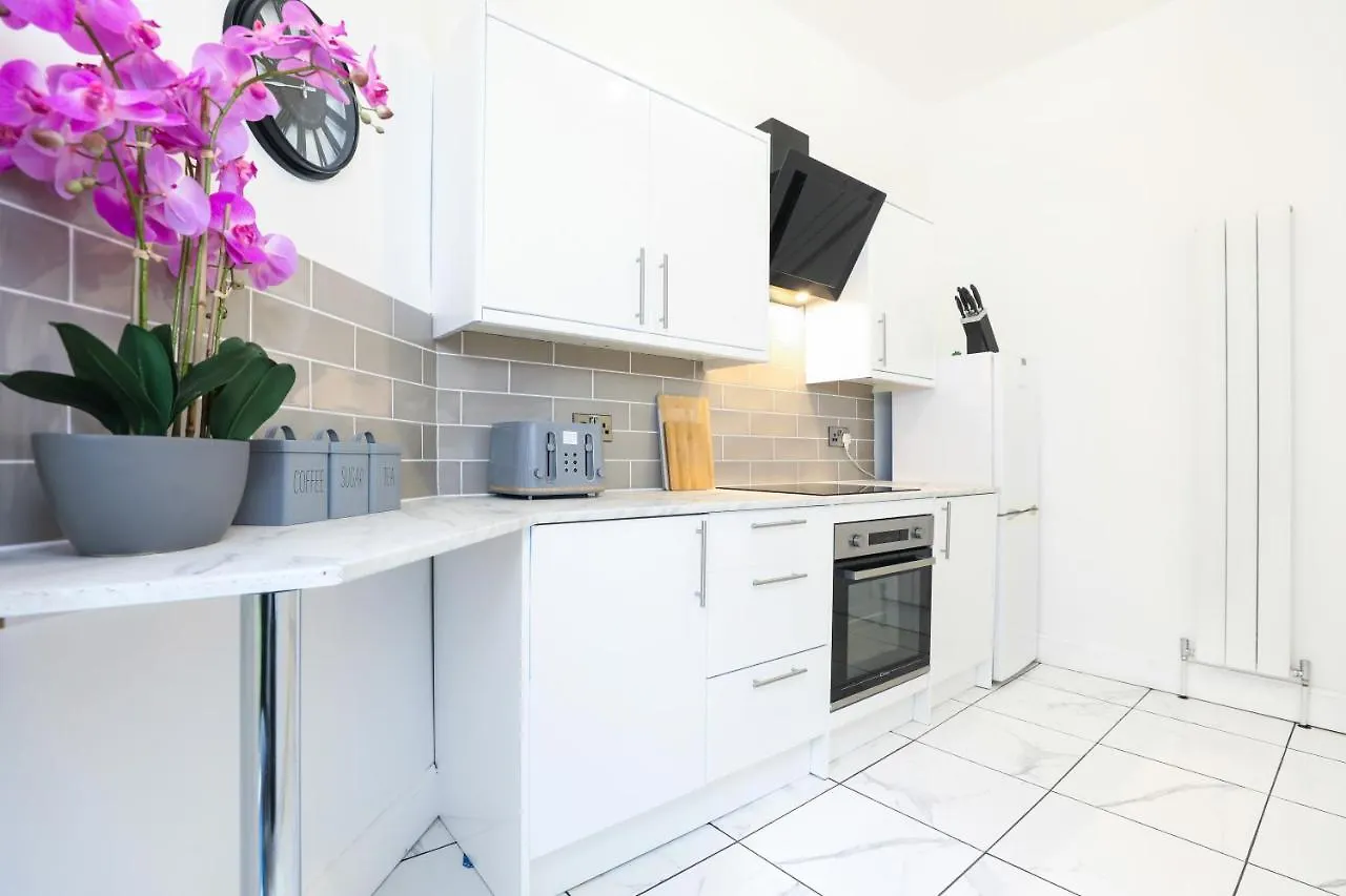 Gorgeous Rooms In Excellent Location - Edinburgh - Five Star Amenities
